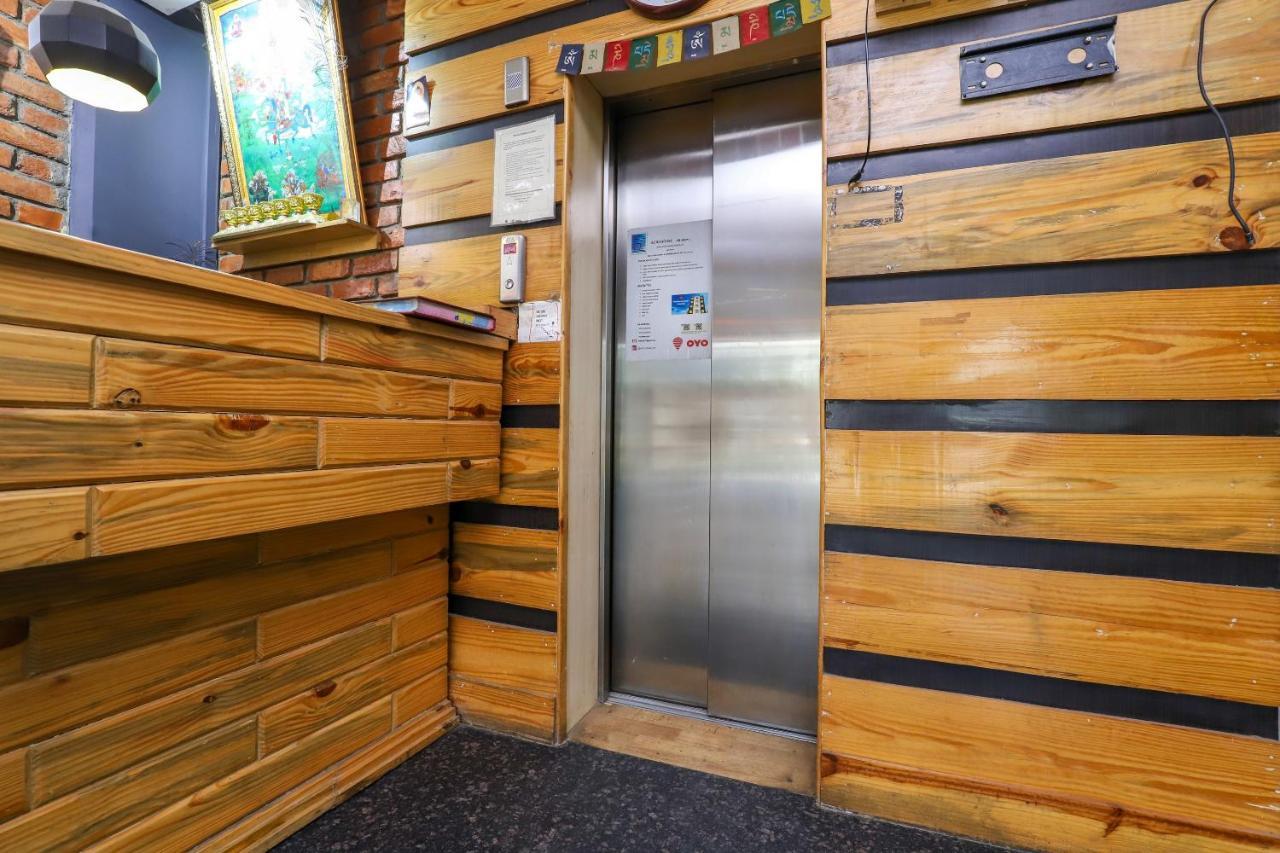 מלון ניו דלהי Oyo 24901 Achi House מראה חיצוני תמונה