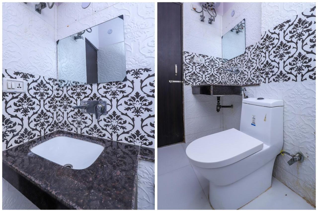 מלון ניו דלהי Oyo 24901 Achi House מראה חיצוני תמונה