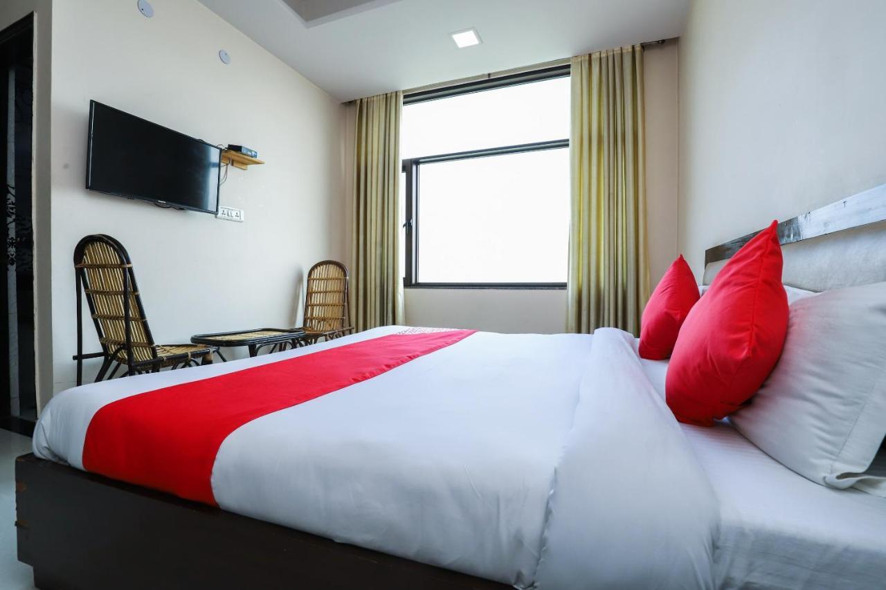 מלון ניו דלהי Oyo 24901 Achi House מראה חיצוני תמונה